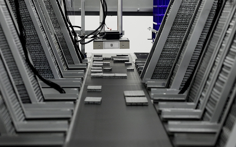 Nexplate_Lookingdownthebelt